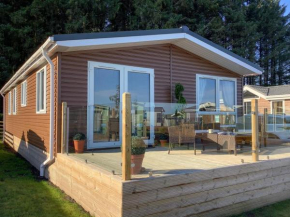 Antler Lodge - Meadows Retreat Lodge Park